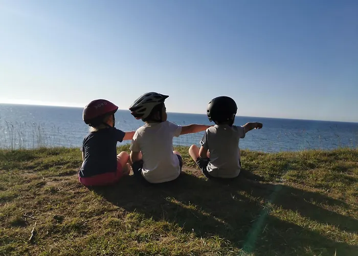 14b Blue Marine Basen Brodziki Plac Zabaw The Of Przy Plaz Поддомбе