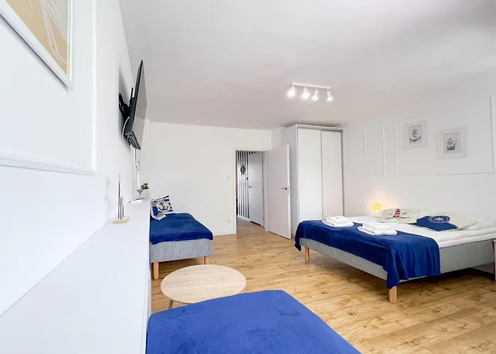 14b Blue Marine Basen Brodziki Plac Zabaw The Of Przy Plaz * Поддомбе